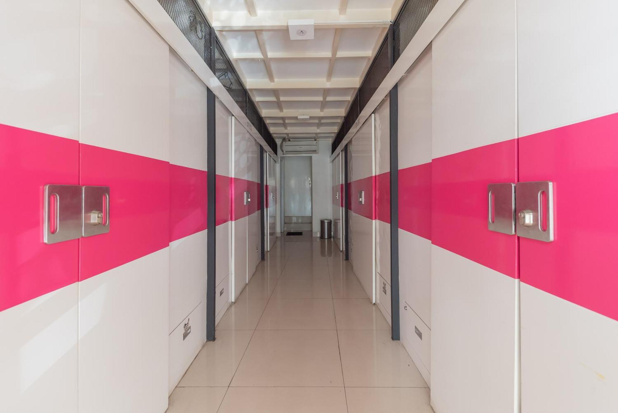 Reddoorz Hostel At Kiara Cozy Kircon Bandung Luaran gambar