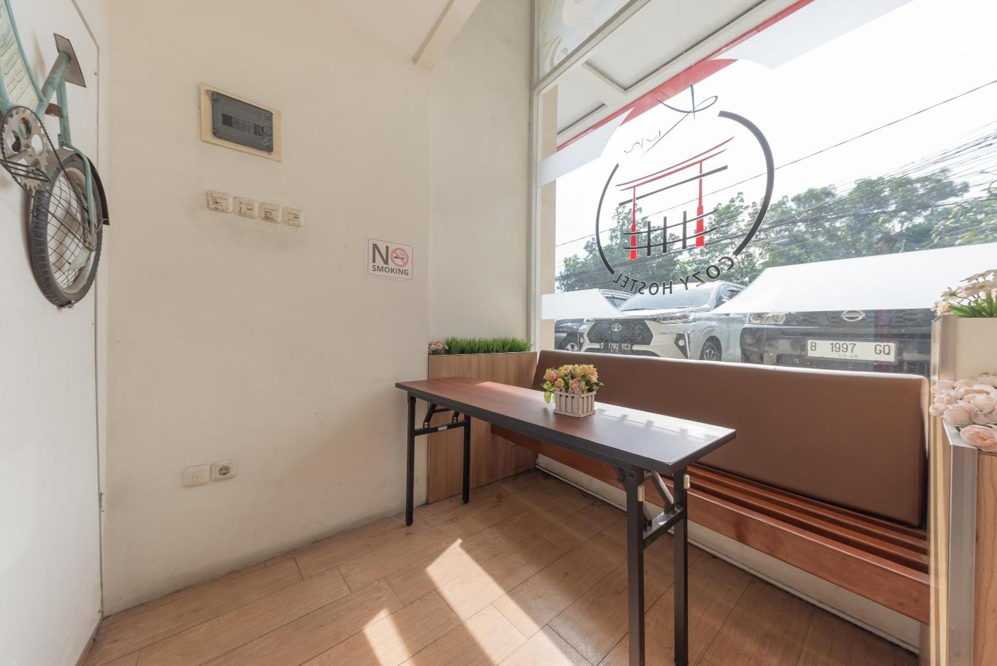 Reddoorz Hostel At Kiara Cozy Kircon Bandung Luaran gambar